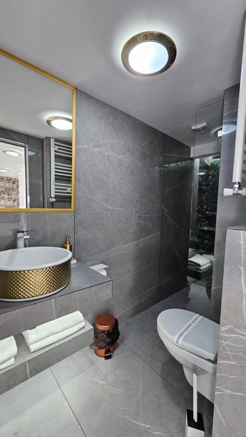 Colt De Rai Resita Bed & Breakfast Dış mekan fotoğraf