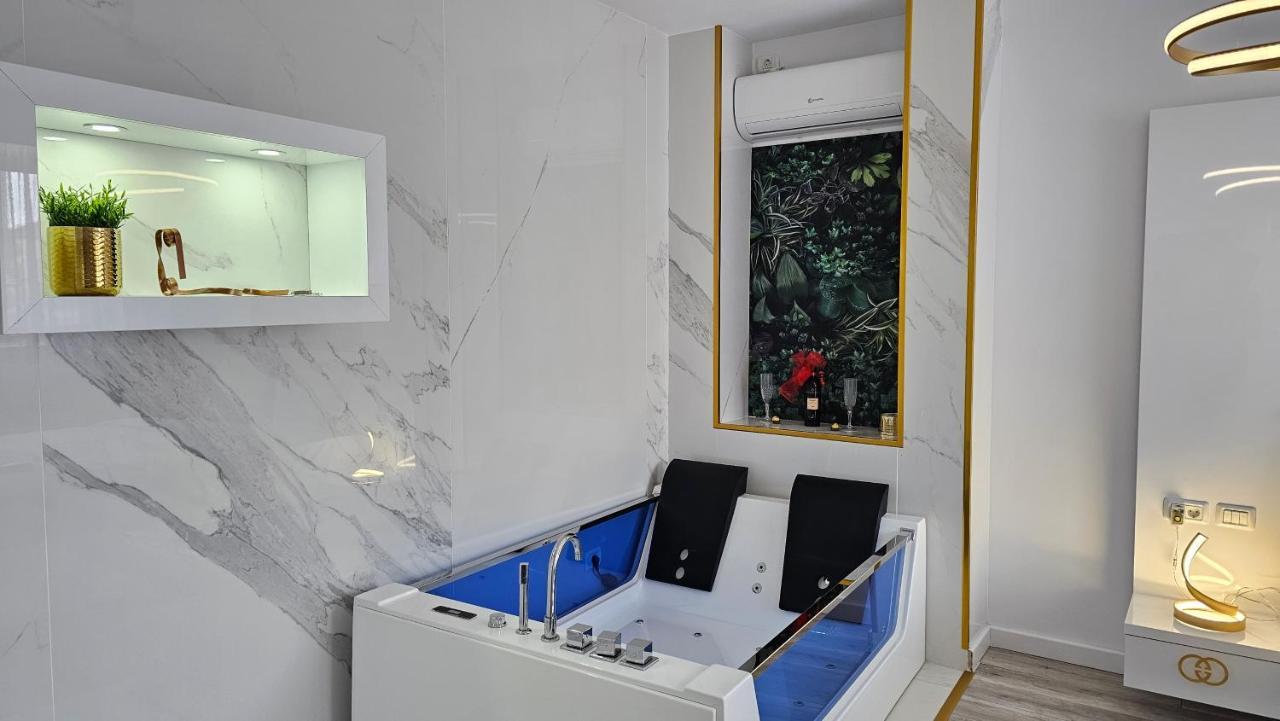 Colt De Rai Resita Bed & Breakfast Dış mekan fotoğraf