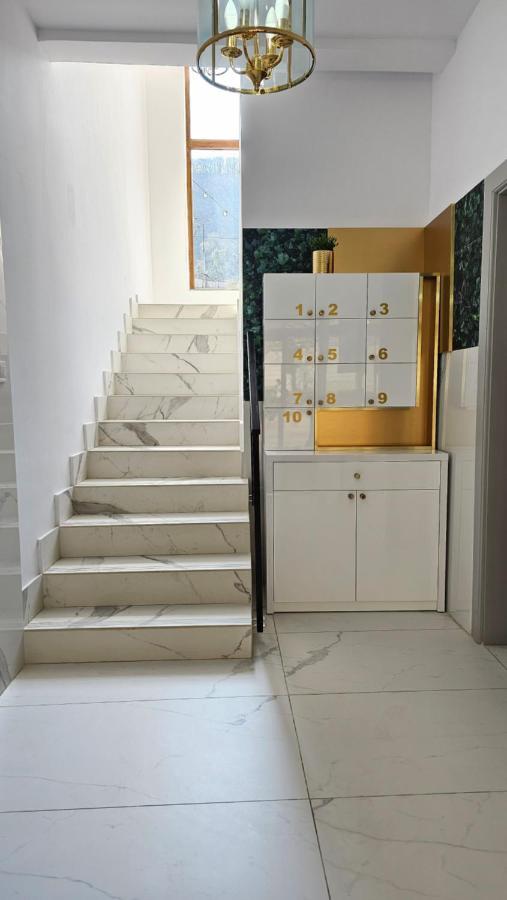 Colt De Rai Resita Bed & Breakfast Dış mekan fotoğraf