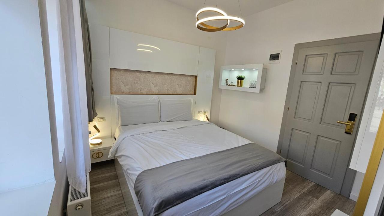 Colt De Rai Resita Bed & Breakfast Dış mekan fotoğraf