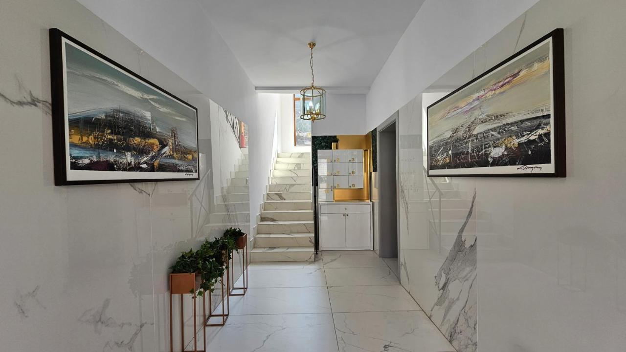 Colt De Rai Resita Bed & Breakfast Dış mekan fotoğraf